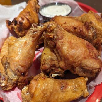 We Cook Pizza and Pasta - Naked wings with ranch - Pizza Near Me - Tusayan, Arizona