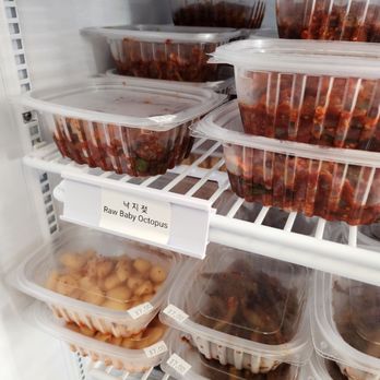 Banchan House - a variety of food in plastic containers - Korean Near Me - Honolulu, Hawaii Banchan House - a variety of food in plastic containers - Korean Near Me - Honolulu, Hawaii