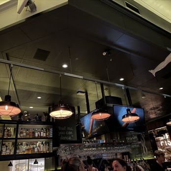 10 Acres Commons - Bar - Seafood Near Me - Victoria, British Columbia 10 Acres Commons - Bar - Seafood Near Me - Victoria, British Columbia