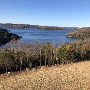 Lake Shore Cabins - View from the cabin, check out the gift shop, really cute. - Hotels Near Me - Eureka Springs, Arkansas Lake Shore Cabins - View from the cabin, check out the gift shop, really cute. - Hotels Near Me - Eureka Springs, Arkansas