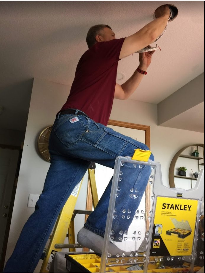 LIONHEART ELECTRIC Updated October 2024 2936 Kensington Rd, Lawrence, Kansas Electricians