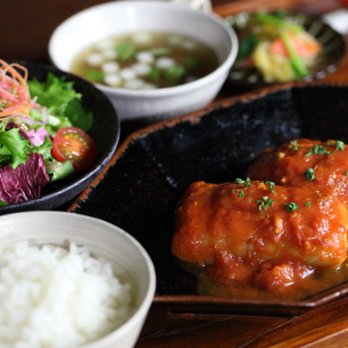 門前洋食 藤屋（軽井沢アウトレット内）>