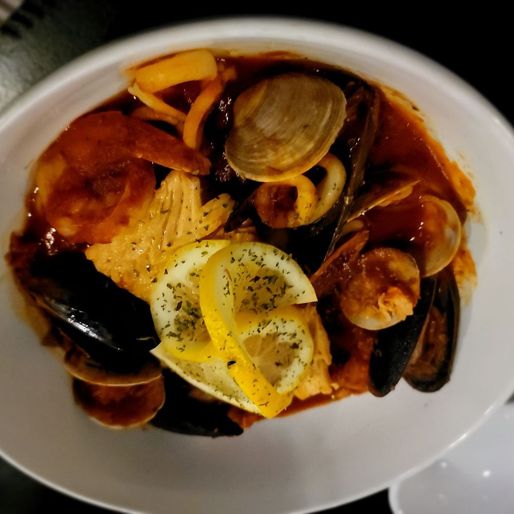 Meatballs Italian Grill - Zuppa di Pesce with Pasta - Italian Near Me - Old Hickory, Tennessee Meatballs Italian Grill - Zuppa di Pesce with Pasta - Italian Near Me - Old Hickory, Tennessee