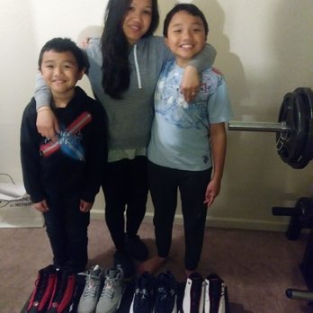 Foot Locker - Shoe Stores Near Me - Fairfield, California