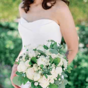 Wine Country Wedding Flowers - Floral Designers Near Me Wine Country Wedding Flowers - Floral Designers Near Me