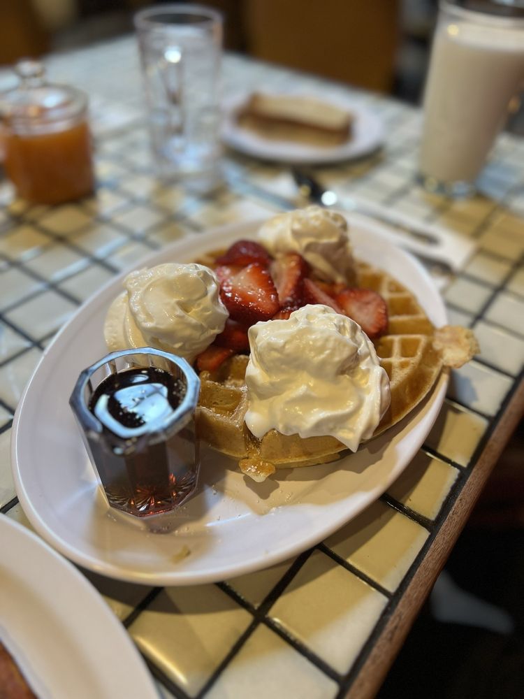 Montclair Egg Shop