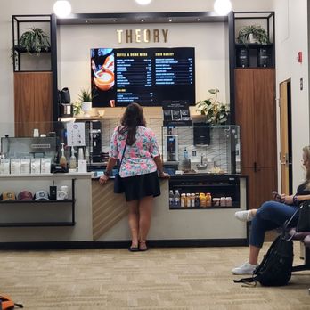 Redding Regional Airport - RDD - Airports Near Me - Redding, California