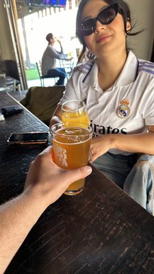 Brewz Sports Cafe & Grill by null