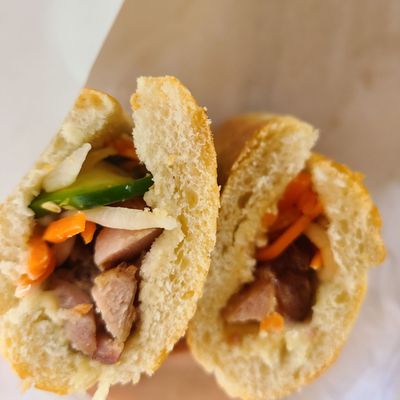 Bánh Mì Mỹ Tho by null