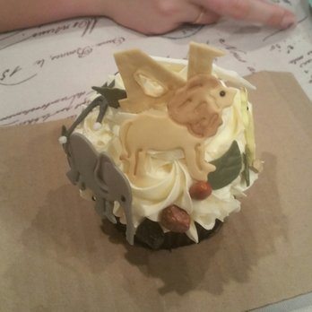 Babycakes Cupcakery - Cupcakes Near Me - Clarence, New York