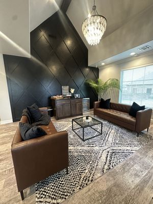 Refined Beauty Salon Suites