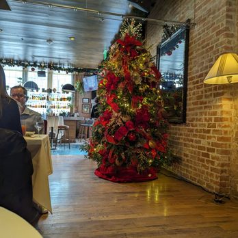 Saint Ann Restaurant & Bar - New American Near Me - Dallas, Texas Saint Ann Restaurant & Bar - New American Near Me - Dallas, Texas