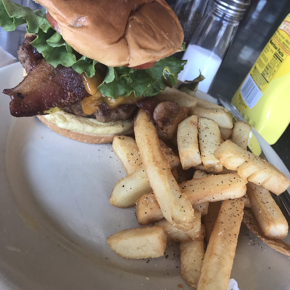Brake Pad - Turkey burger w/ bacon - American Near Me - College Park, Georgia