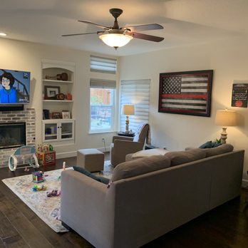 Steal The Stage Designs - Family room before - Interior Design Near Me