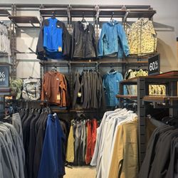 The North Face Pleasant Prairie Premium Outlets - Nice waterproof & windproof jackets but a little too pricey