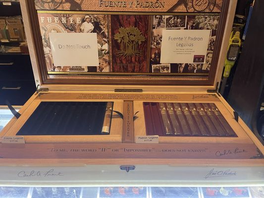 Elite Cigar Cafe by null
