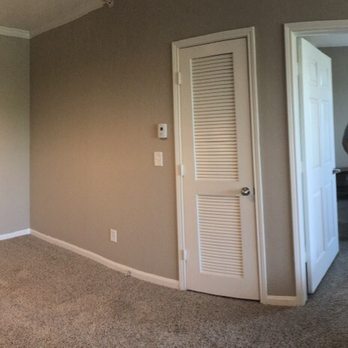 Bristol Park Apartments - Kitchen, dining, and living area. - Apartments Near Me - Oak Ridge, Tennessee Bristol Park Apartments - Kitchen, dining, and living area. - Apartments Near Me - Oak Ridge, Tennessee