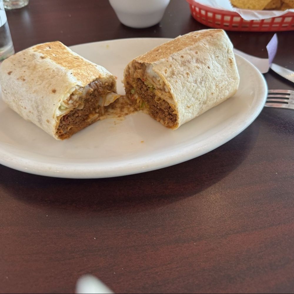 Dos Amigos Mexican Restaurant - Burrito - Mexican Near Me - Libertyville, Illinois Dos Amigos Mexican Restaurant - Burrito - Mexican Near Me - Libertyville, Illinois