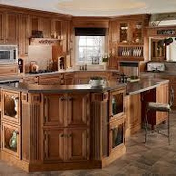 Tri-State Kitchens - a large kitchen with a center island - Cabinetry Near Me - Wheelersburg, Ohio Tri-State Kitchens - a large kitchen with a center island - Cabinetry Near Me - Wheelersburg, Ohio