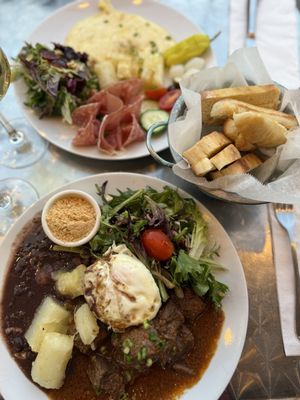 Noeteca Wine Bar by null