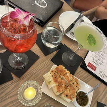 Oliver's Trattoria - Drinks and free bread - Italian Near Me - Irvine, California Oliver's Trattoria - Drinks and free bread - Italian Near Me - Irvine, California