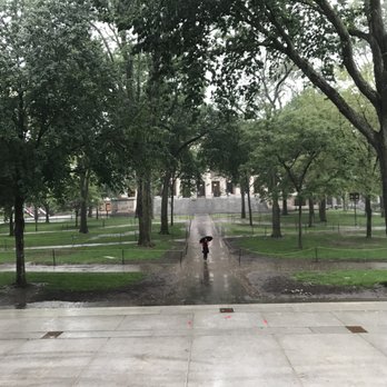Harvard University - A downpour in the summer meant it was very peaceful. - Colleges & Universities Near Me - Cambridge, Massachusetts Harvard University - A downpour in the summer meant it was very peaceful. - Colleges & Universities Near Me - Cambridge, Massachusetts