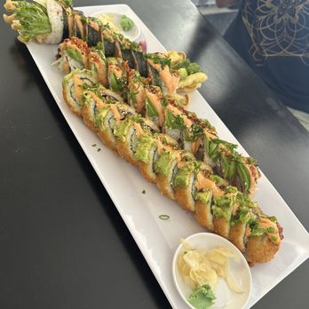 Vegan Castle - Spider Roll, Scooby Doo Roll and Dragon Roll - Vegan Near Me - Long Beach, California