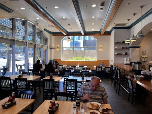Claudine Artisan Kitchen & Bakeshop by null