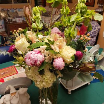 Florian - A special I love you bouquet - Florists Near Me - Prescott, Arizona Florian - A special I love you bouquet - Florists Near Me - Prescott, Arizona