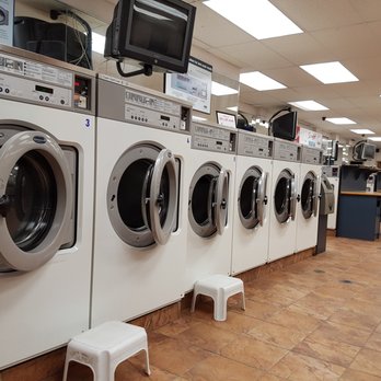 Mountain Coin Laundry - Wide range of washers. The big ones are the biggest in Hamilton. - Laundromat Near Me - Hamilton, Ontario Mountain Coin Laundry - Wide range of washers. The big ones are the biggest in Hamilton. - Laundromat Near Me - Hamilton, Ontario