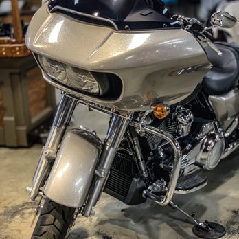 Russ's Ocean State Harley-Davidson - Come check out this 2018 Road Glide this weekend at Russ' Ocean State Harley-Davidson - Motorcycle Dealers Near Me - Warwick, Rhode Island