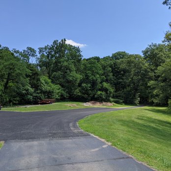 Hayes Arboretum - View of access to the autopath - Hiking Near Me - Richmond, Indiana Hayes Arboretum - View of access to the autopath - Hiking Near Me - Richmond, Indiana