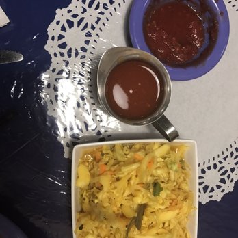El Viroleño - sauce and slaw served with pupusas - Salvadoran Near Me - Tallahassee, Florida El Viroleño - sauce and slaw served with pupusas - Salvadoran Near Me - Tallahassee, Florida