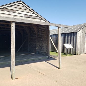 Wright Brothers National Memorial - Landmarks & Historical Buildings Near Me - Kill Devil Hills, North Carolina
