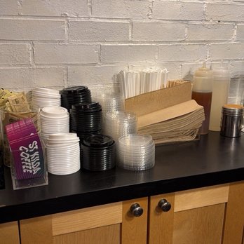 St Kilda Coffee - Two syrups- simple syrup & honey - Cafes Near Me - New York, New York St Kilda Coffee - Two syrups- simple syrup & honey - Cafes Near Me - New York, New York