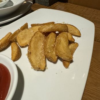 California Pizza Kitchen - Pizza Near Me - Anaheim, California