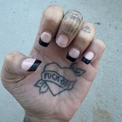 Echo Nails - Horribly done nails