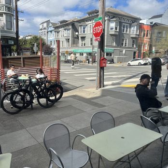 Matching Half Cafe - Outdoor seating on the corner - Coffee & Tea Near Me - San Francisco, California