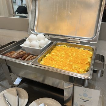 Lithia Springs Resort - Full breakfast with cheesy scrambled eggs, hard boiled eggs and link sausages. - Resorts Near Me - Ashland, Oregon Lithia Springs Resort - Full breakfast with cheesy scrambled eggs, hard boiled eggs and link sausages. - Resorts Near Me - Ashland, Oregon