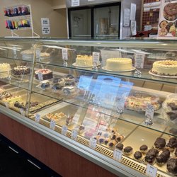 Servatii Western Hills - Cakes and other treats