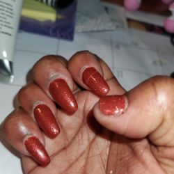 Va Nails - Nails started breaking in half in 2 days!!