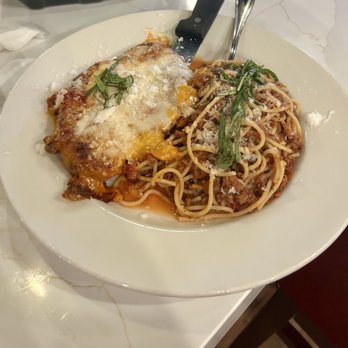 Ferrucci Ristorante - Chicken Parmesan with Spaghetti alla Bolognese (ask for the upgrade, worth it) - Italian Near Me - Panama City, Florida Ferrucci Ristorante - Chicken Parmesan with Spaghetti alla Bolognese (ask for the upgrade, worth it) - Italian Near Me - Panama City, Florida