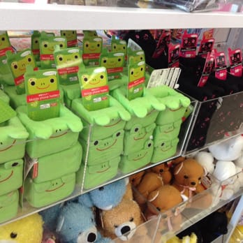 Daiso - These are totally useless but I want it - Discount Store Near Me - Artesia, California
