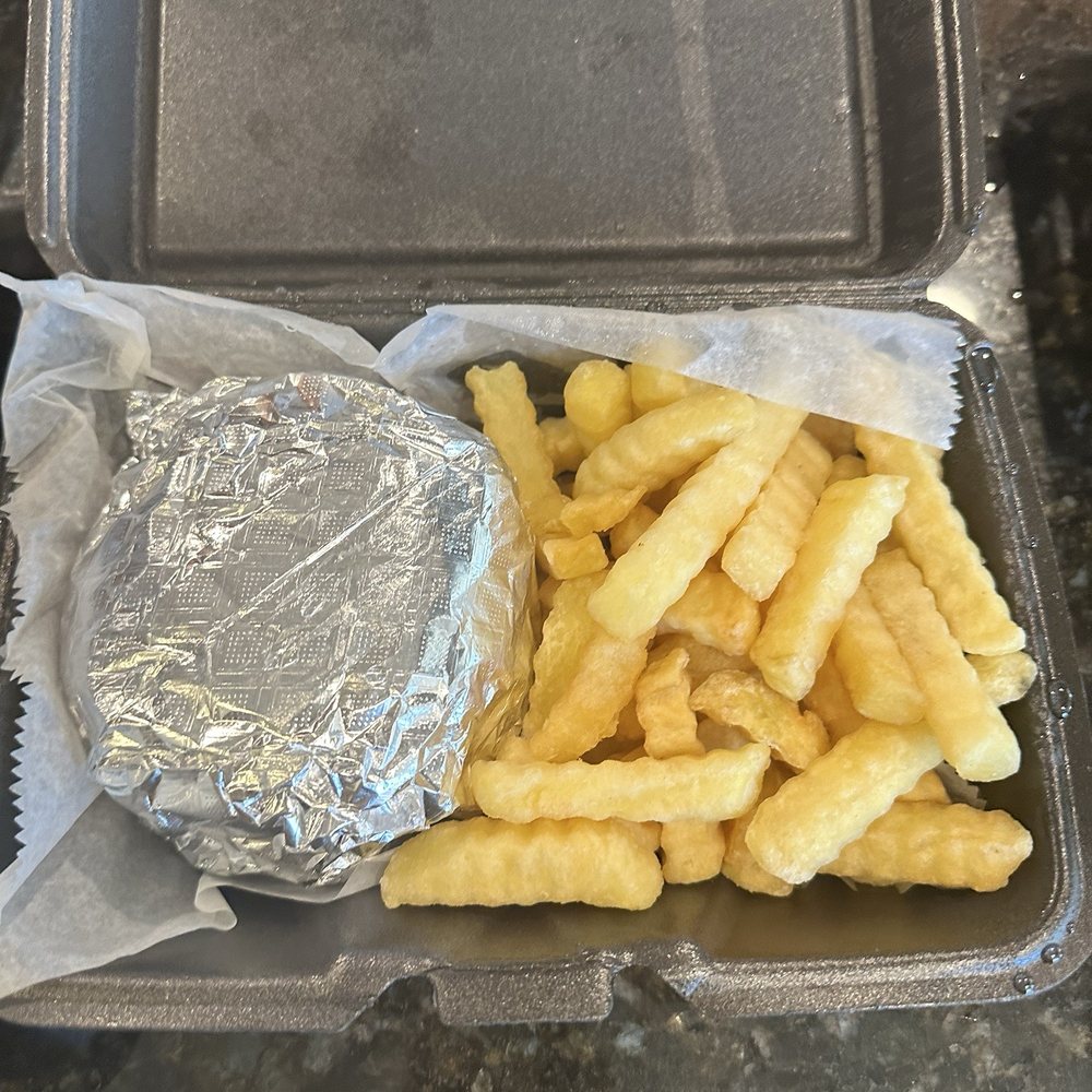 Fingerz - Double Cheeseburger with bacon - Soul Food Near Me - Snellville, Georgia