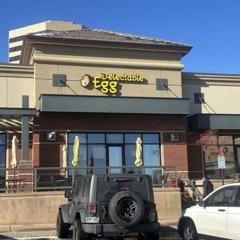 The Delectable Egg - Delectable egg outside seating / entrance - Breakfast & Brunch Near Me - Greenwood Village, Colorado