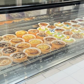Tiny Pyramid - Tart - Cafes Near Me - Honolulu, Hawaii Tiny Pyramid - Tart - Cafes Near Me - Honolulu, Hawaii