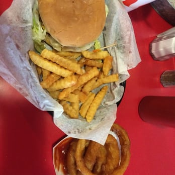 Pender's Cafe - Cafes Near Me - Wilmington, North Carolina