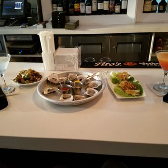 Fish Restaurant + Bar - Happy hour bites - New American Near Me - Stamford, Connecticut