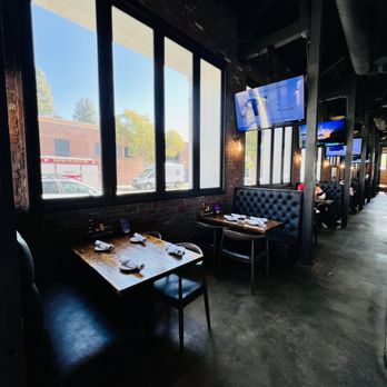 Finney's Crafthouse - Orange - New American Near Me - Orange, California Finney's Crafthouse - Orange - New American Near Me - Orange, California