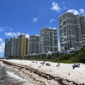 Sunny Isles Beach - Beaches Near Me - Sunny Isles Beach, Florida Sunny Isles Beach - Beaches Near Me - Sunny Isles Beach, Florida